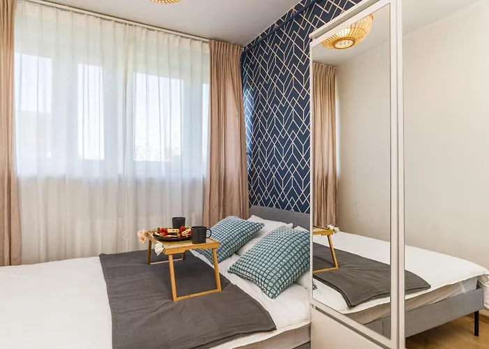 Old Town - Balcony, Location - By Rentujemy