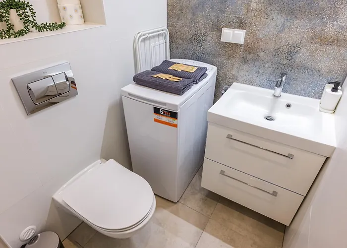 Old Town - Balcony, Location - By Rentujemy Wroclaw